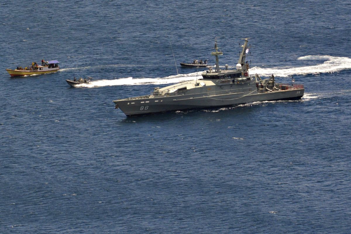 Sui migranti imitiamo l’Australia