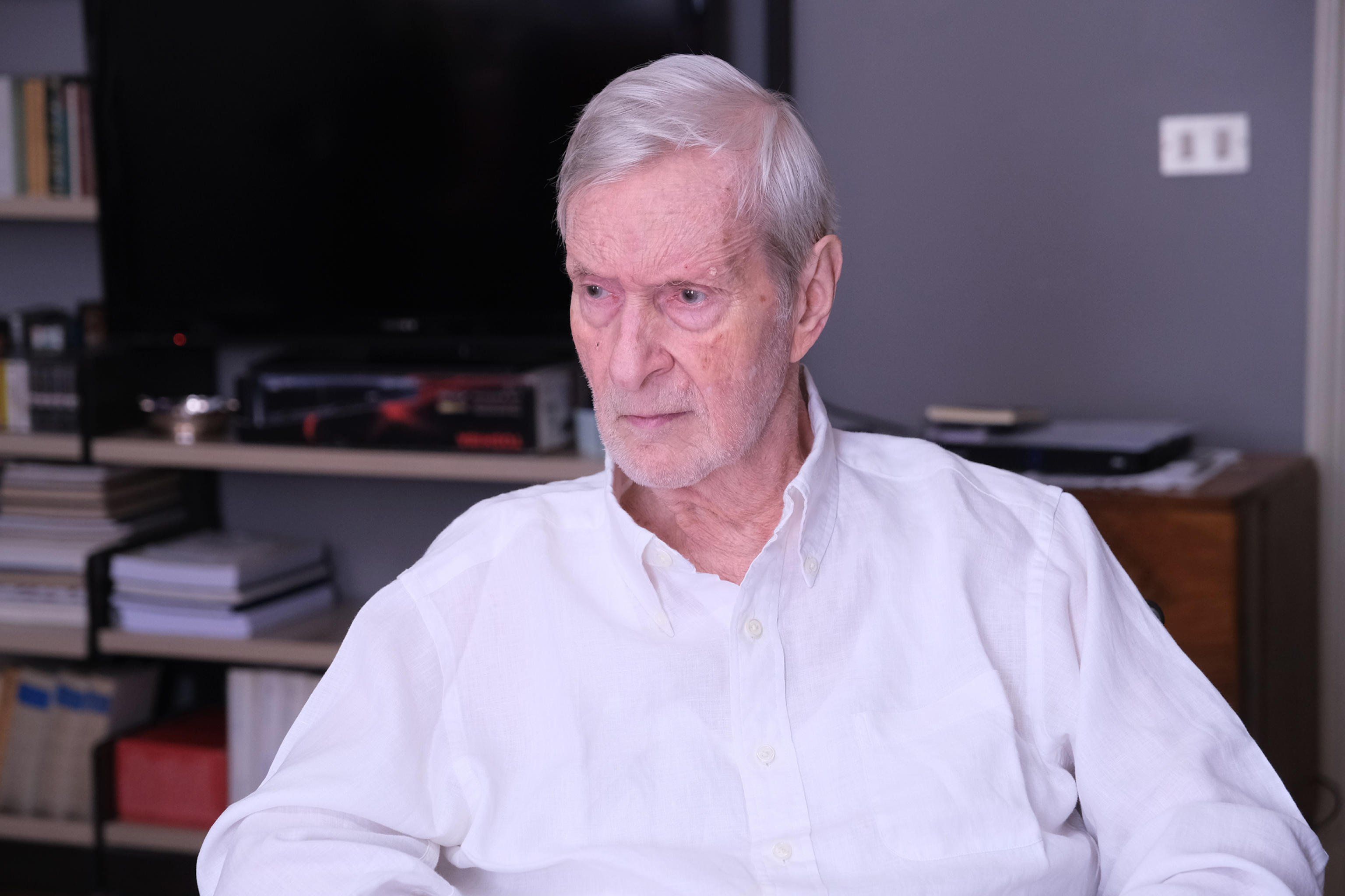 Pensiero debole e parole forti. Addio al filosofo Gianni Vattimo