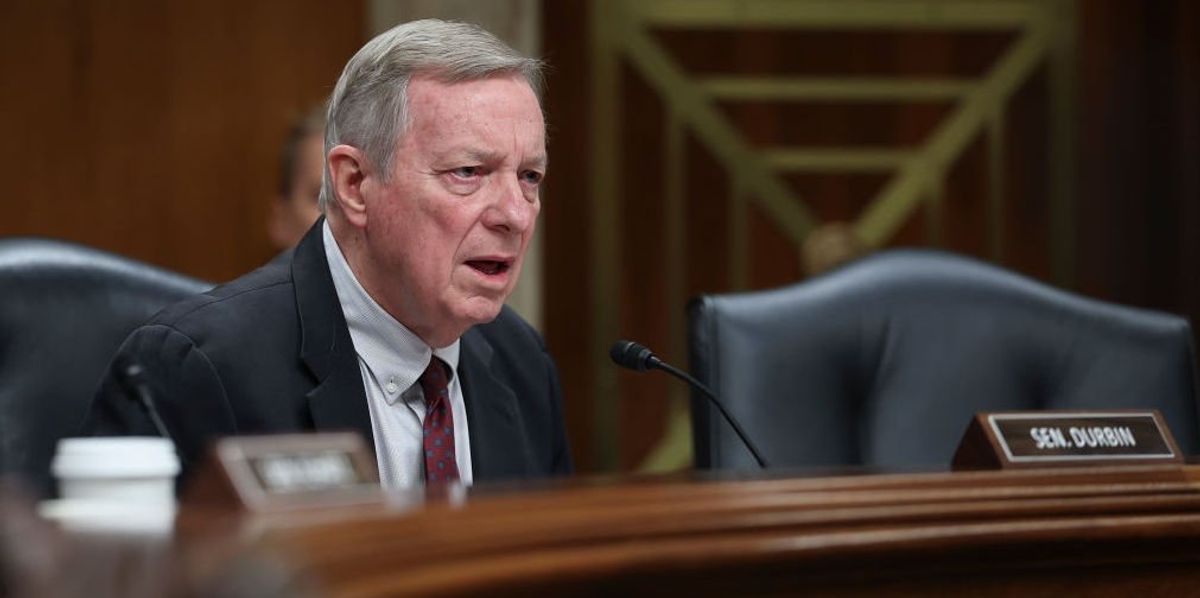Top Senate Democrat bucks Schumer over Senate dress code: 'We need to have standards'