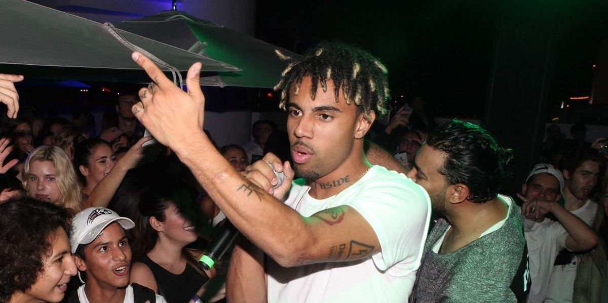 Watch Vic Mensa Debut Powerful New Track "16 Shots"