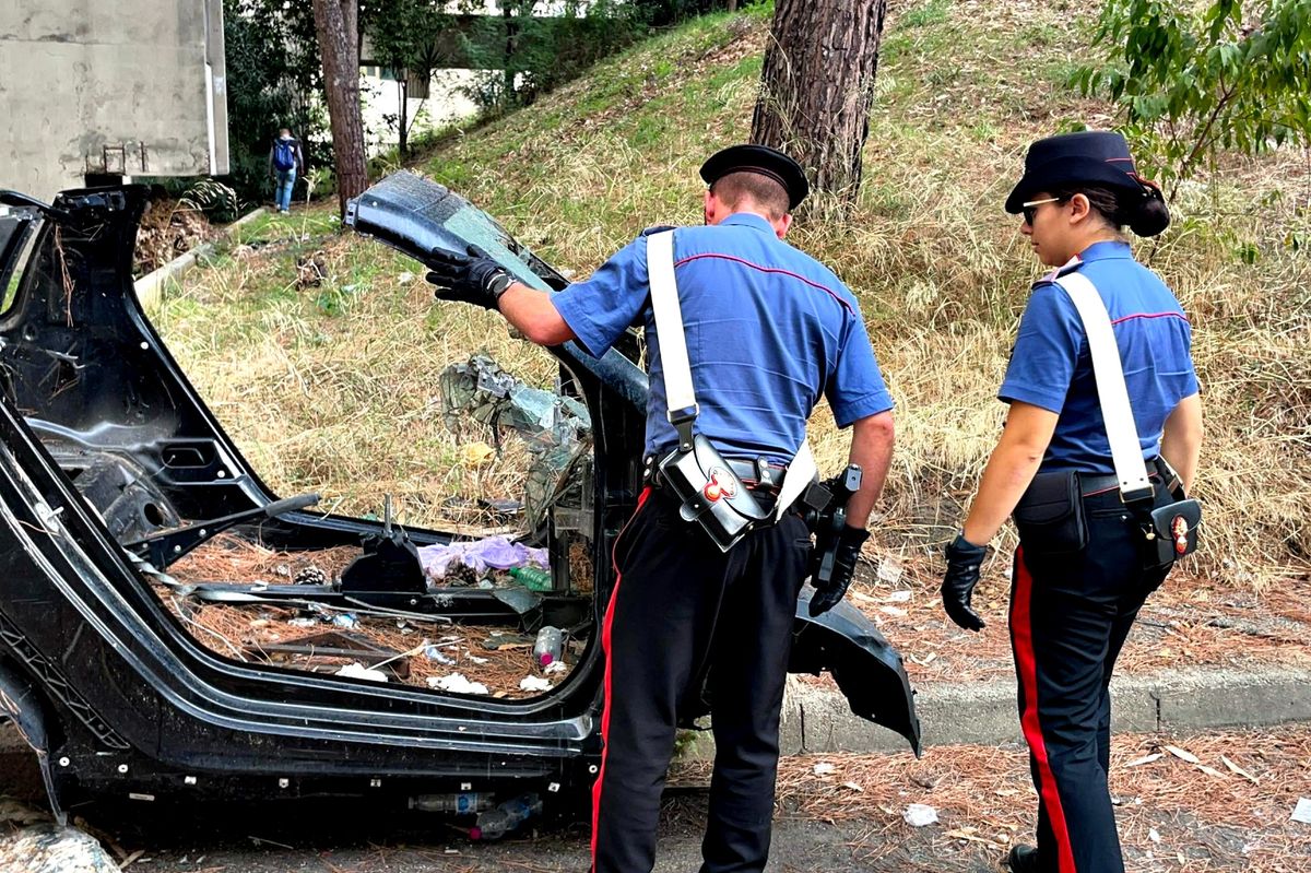 Blitz anti spaccio a Tor Bella Monaca