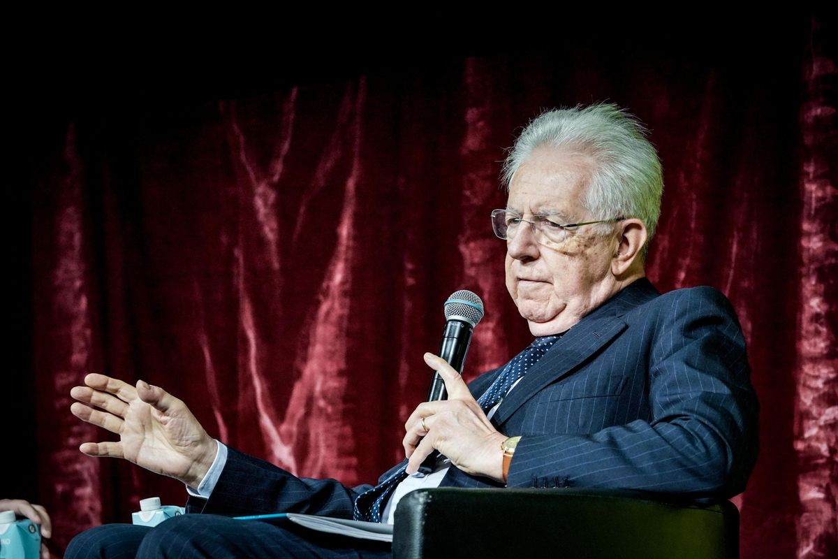 Senza volerlo lei, caro Monti, ha confessato il golpe del 2011