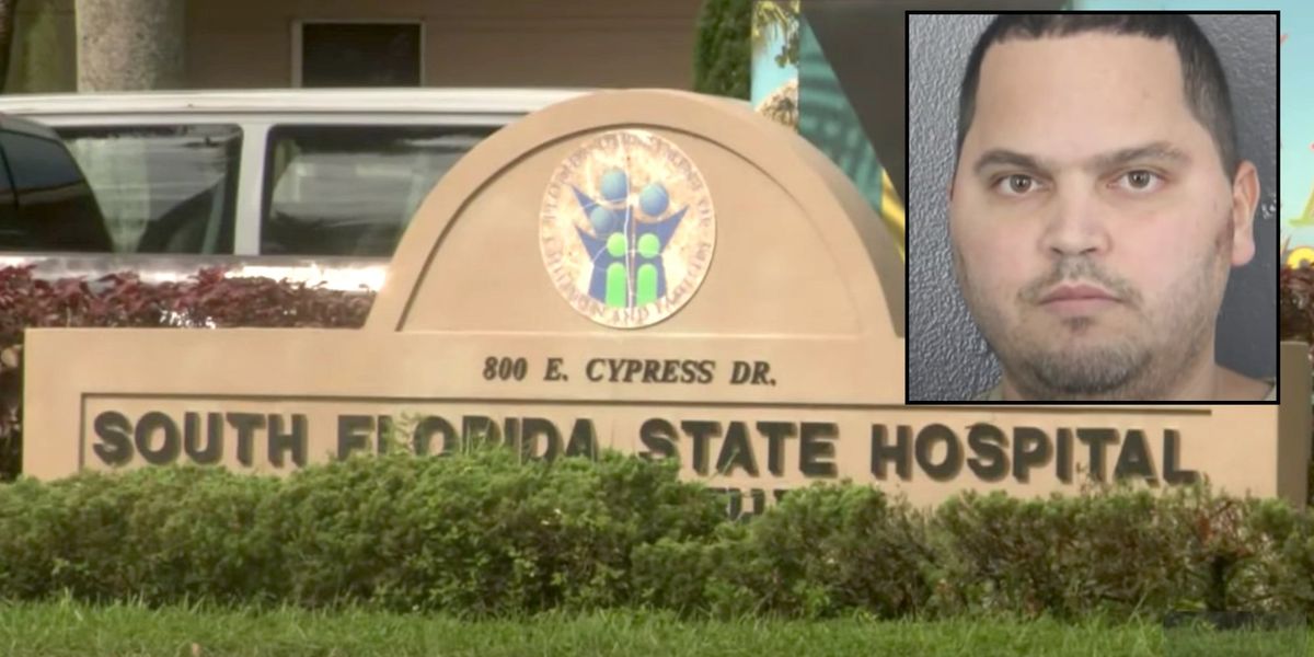 NextImg:Florida police say mental patient gouged out eyes of roommate after argument about a towel: 'There was a lot of blood'