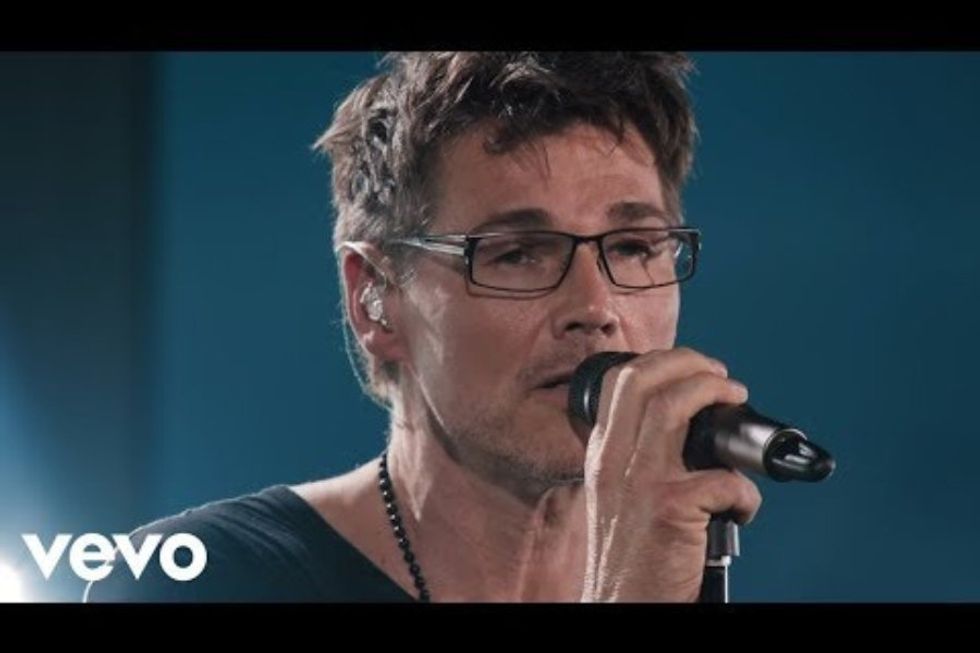 A-ha's stripped-down‚ slowed-down performance of 'Take On Me' is a must-see