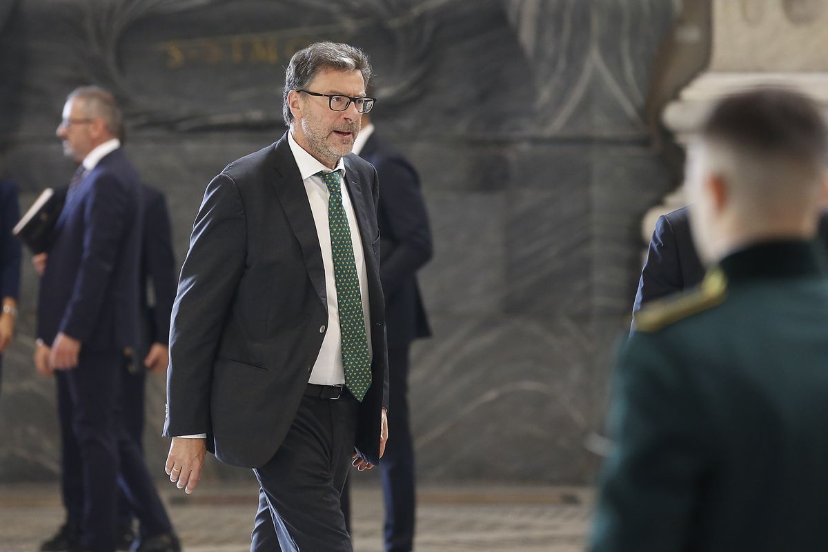 Aiuti per 1,3 miliardi contro il caro bollette