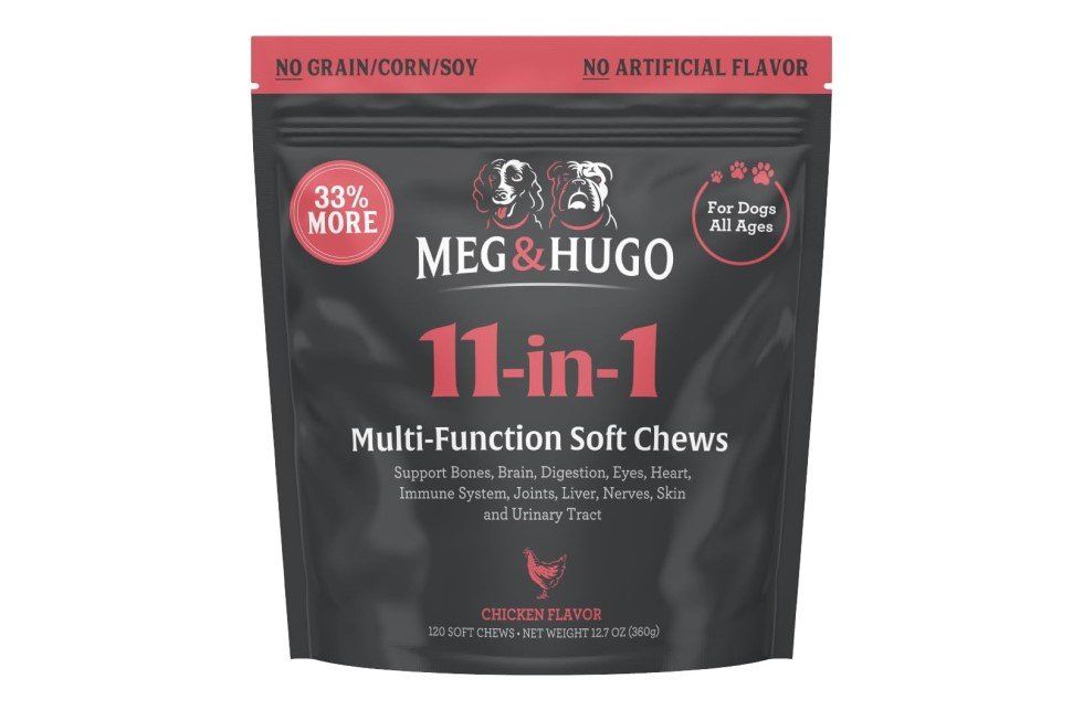 "Dog soft chews pack: 11-in-1, multi-function, chicken flavor, 120 chews."