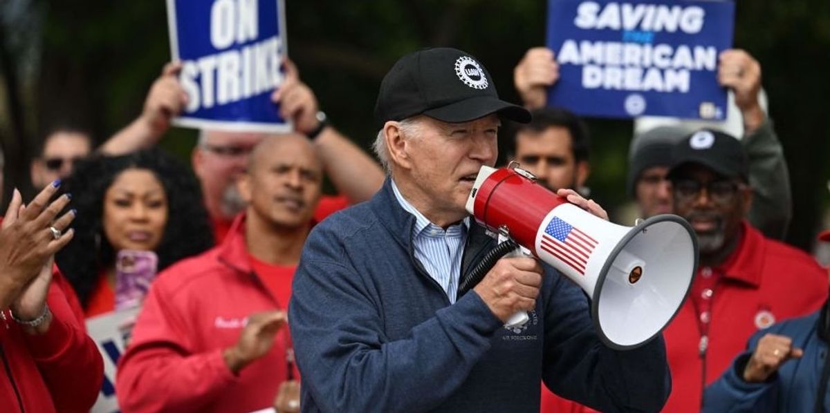 Obama 'car czar' slams Biden for 'outrageous' visit to UAW picket line — then striking workers bat cleanup
