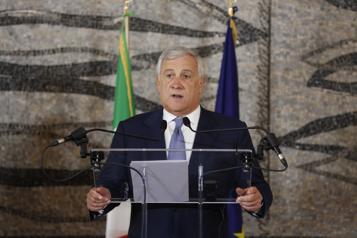 Berlino si blinda a Est e Tajani va in missione