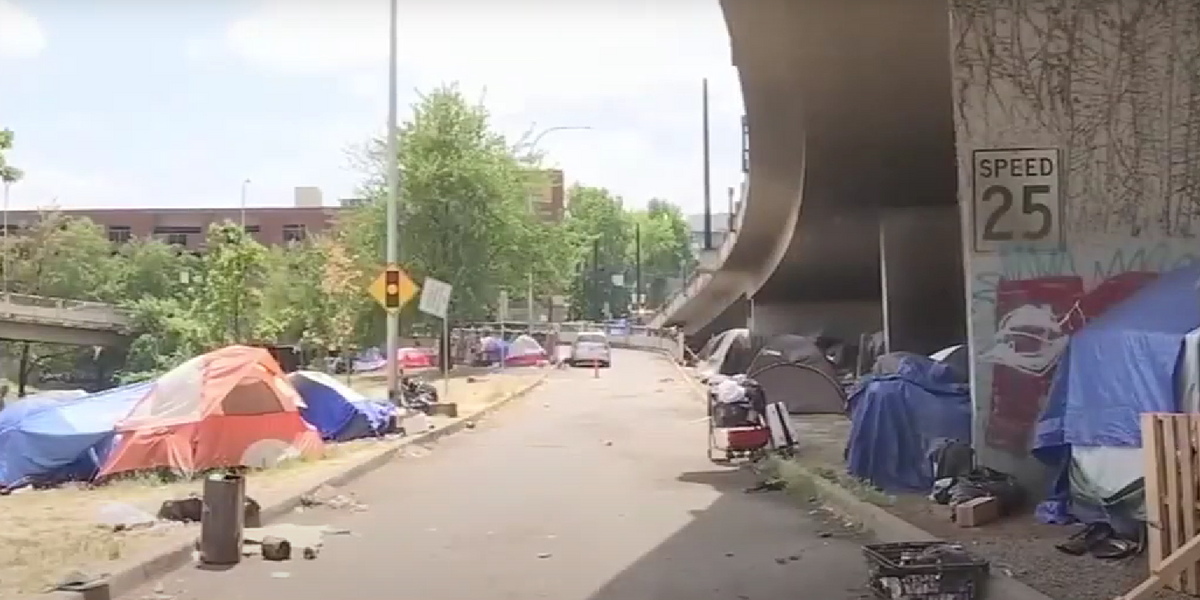 NextImg:Homeless Portlanders sue the city over homeless ban, alleging it goes against state's constitution