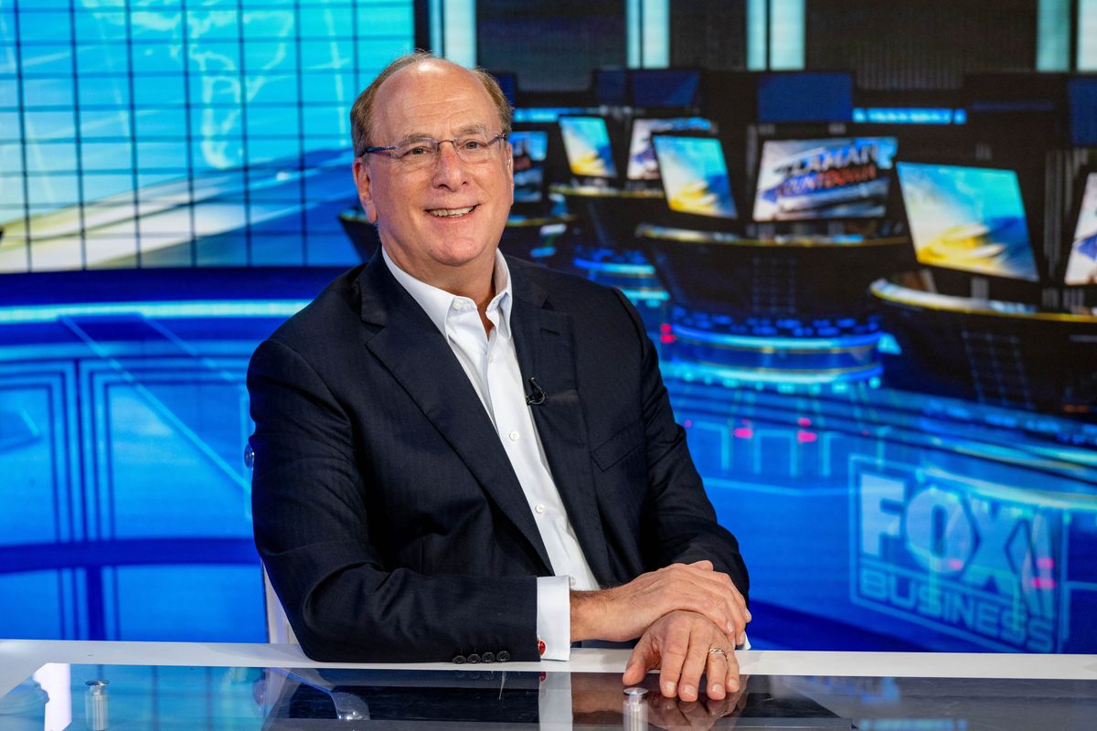 Blackrock zittisce i gufi: investiamo sull’Italia