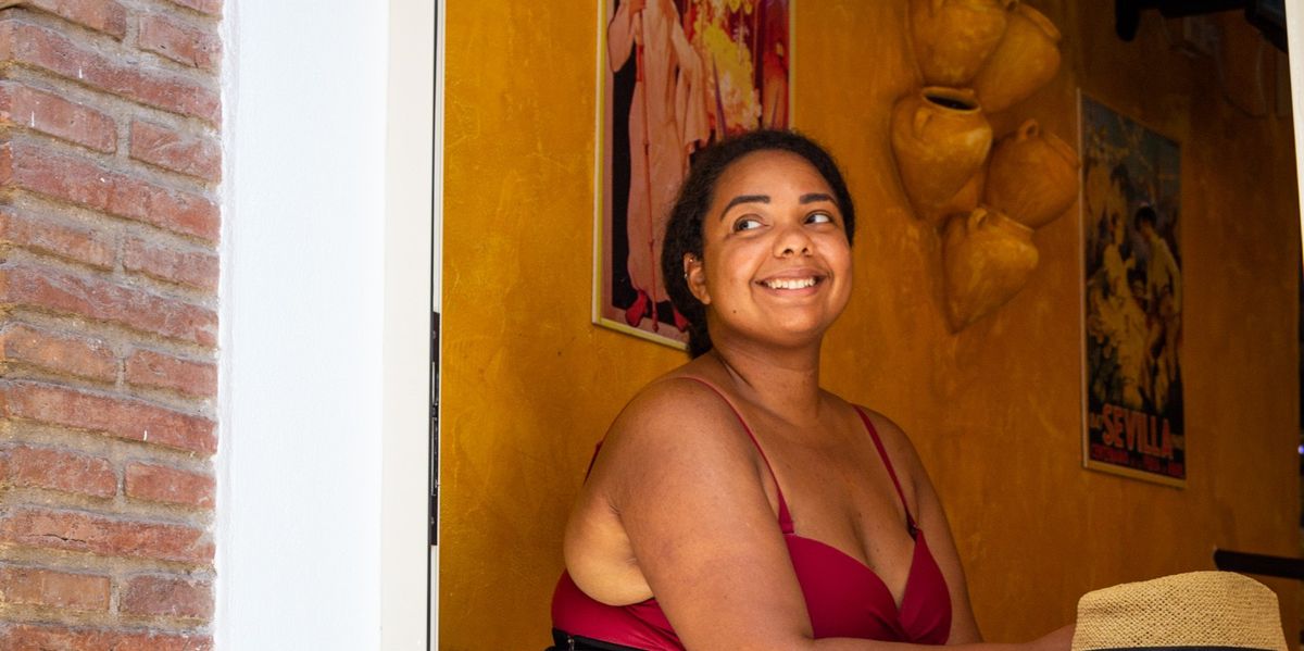 'No Pasa Nada': What The Spanish Art Of Relaxation Taught Me About Chilling TF Out