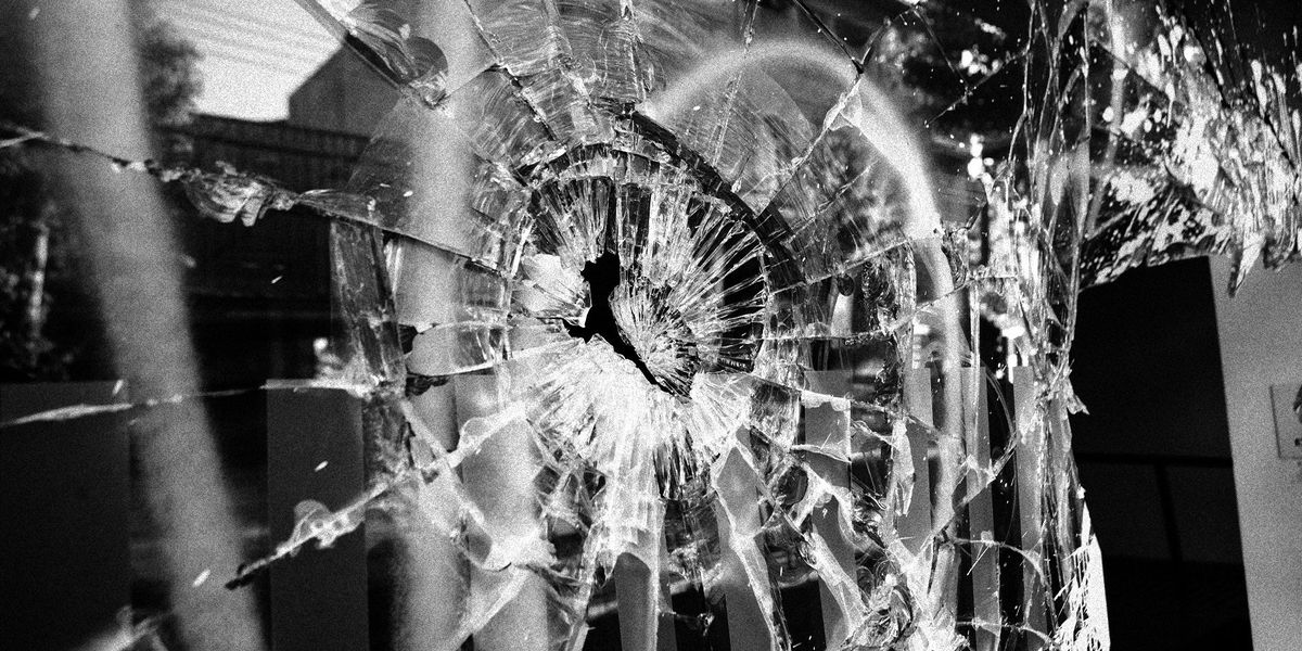 NextImg:MacIntyre: The end of high-trust society