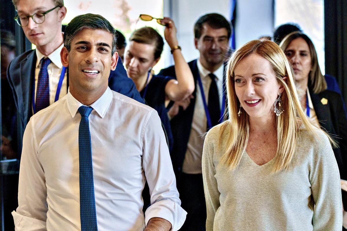 Asse con Londra contro i trafficanti. E pure Macron giura d’impegnarsi