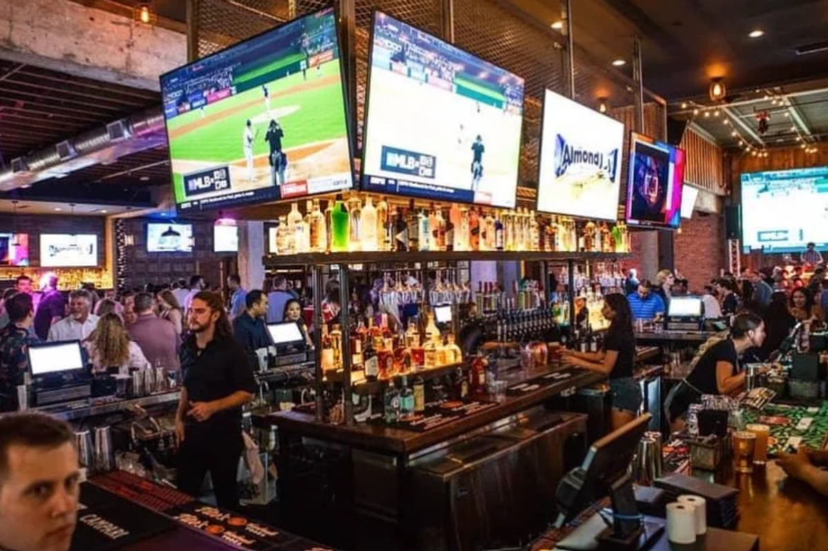 Houston's Ultimate Sports Bar Showdown: 16 favorites face off for the coveted MVP title