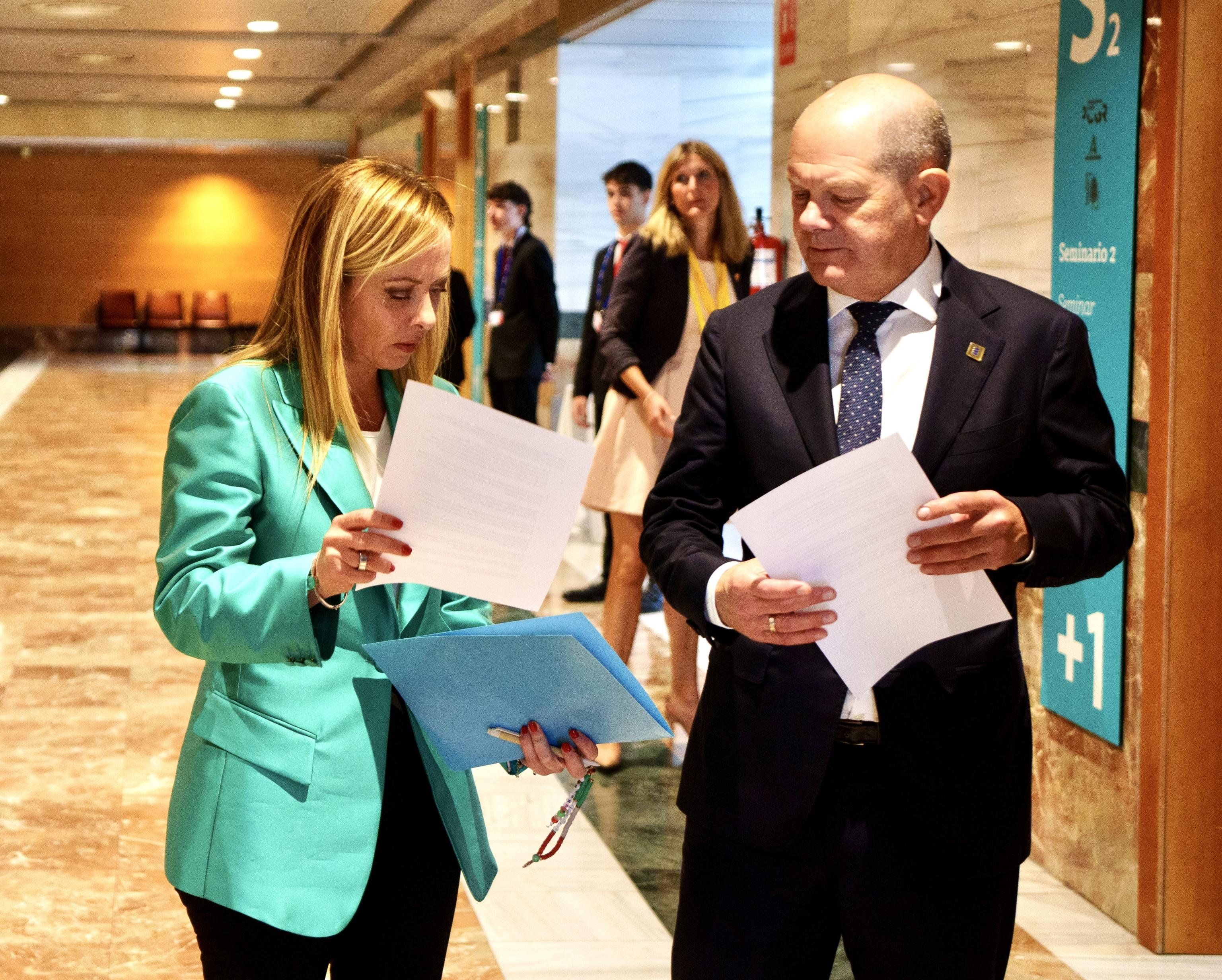 Commissione europea spaccata su Tunisi. Ma sulle Ong l’Italia ricuce con Berlino