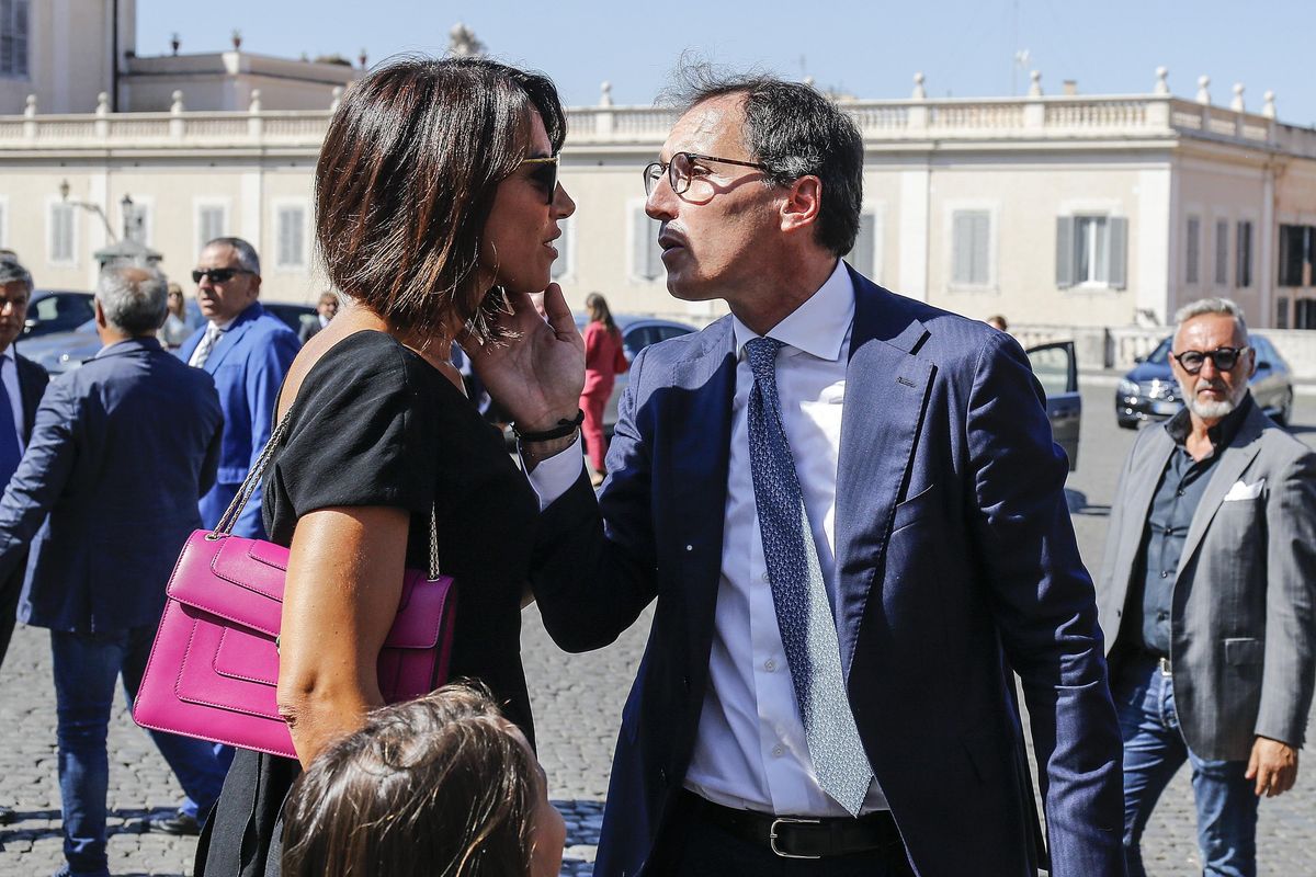 Il talk della De Girolamo comincia dal marito