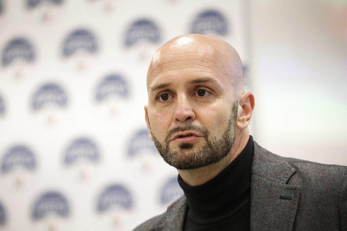 Nicola Procaccini: «Sì, schiereremo le navi militari contro i clandestini»