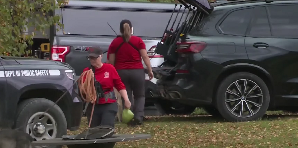 NextImg:Retired dean allegedly shot in the head while walking on rail trail in Vermont — suspect at large