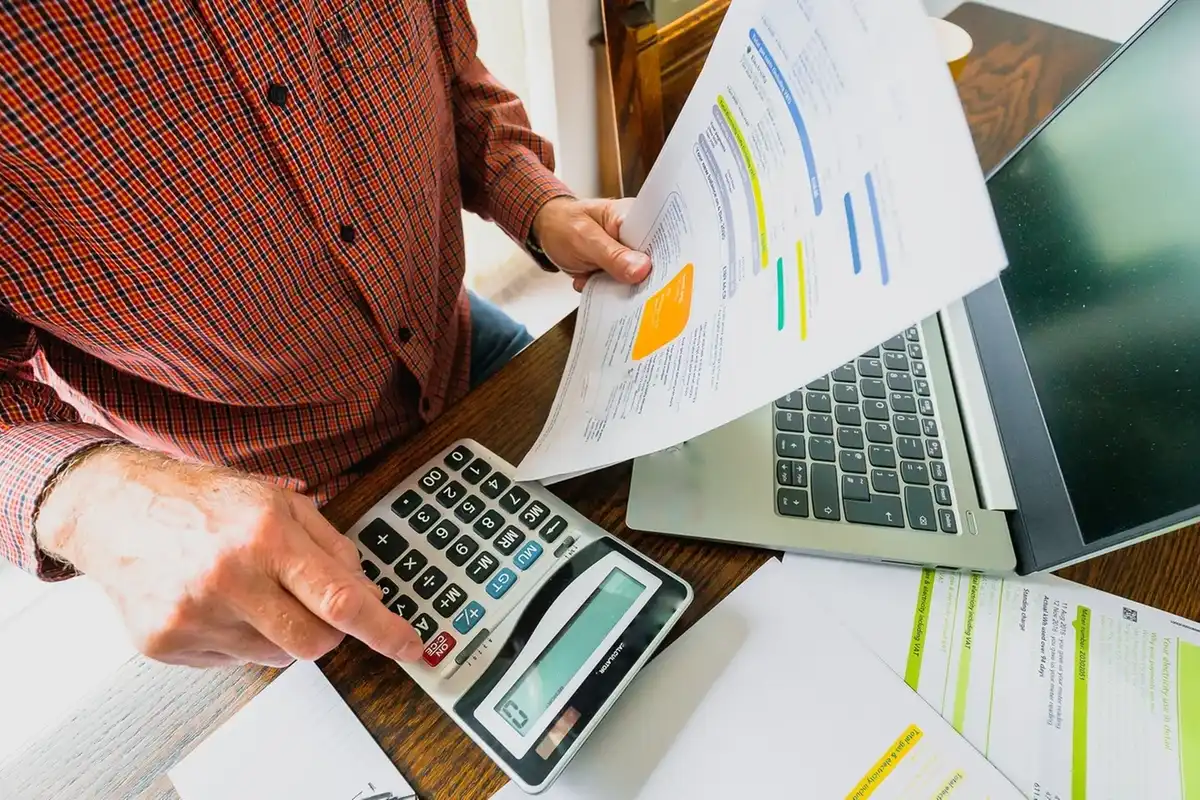 Fine del mercato tutelato. Cosa cambia nelle bollette di luce e gas