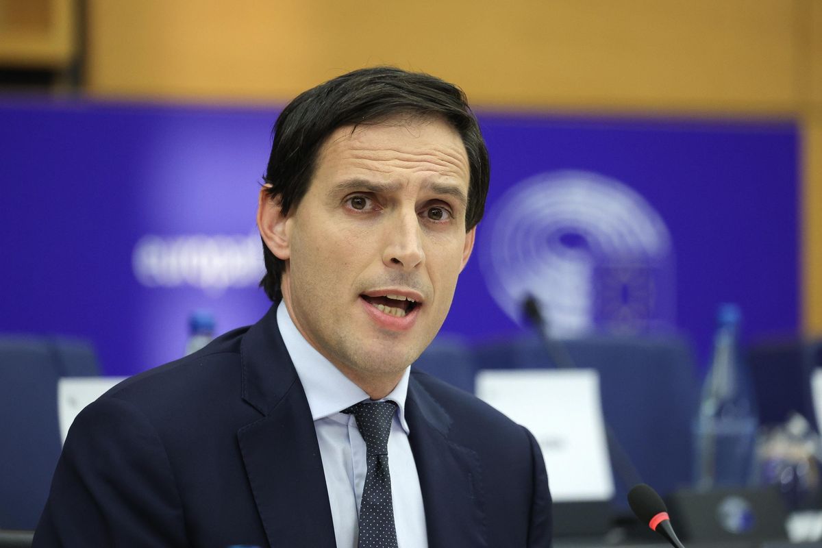 Socialisti a pezzi sul Green deal: slitta Euro 7