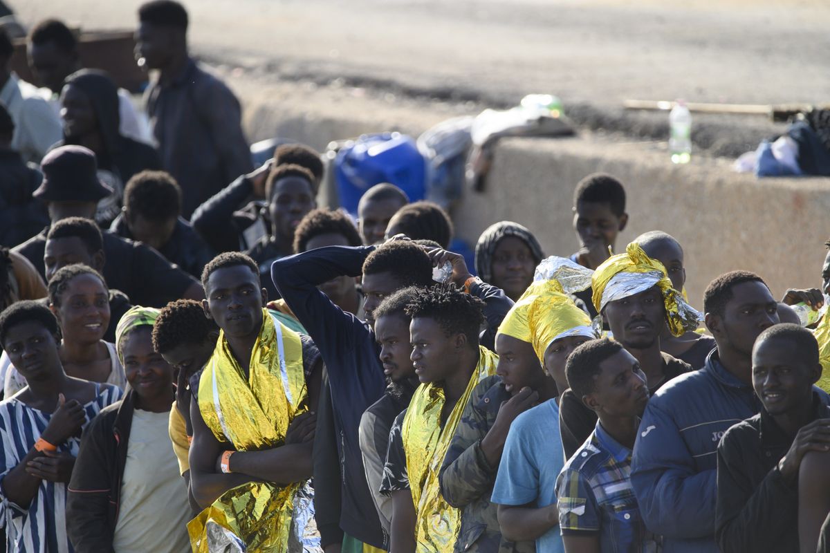 Ecco cosa succede a liberare i clandestini