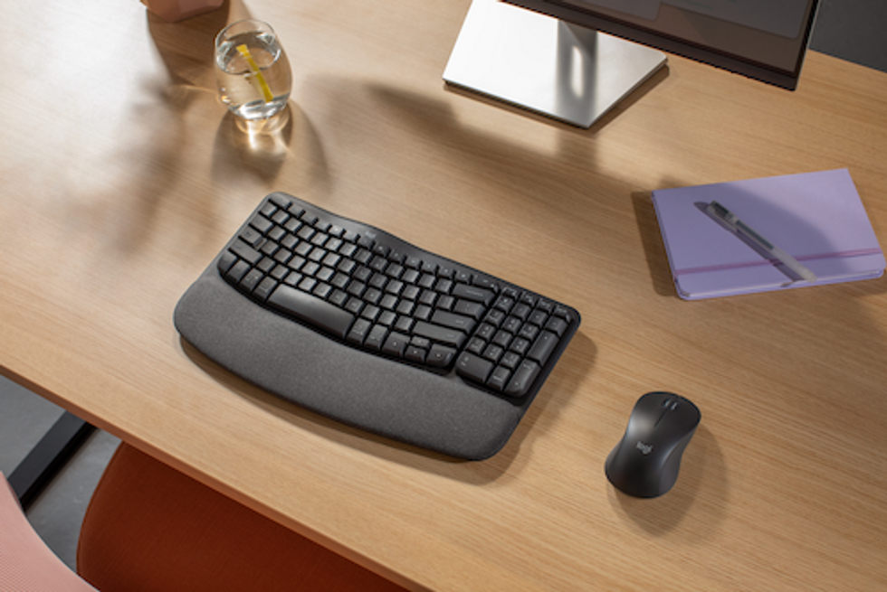 a photo of Logitech Wave Keys Ergonomic Keyboard Graphite on a desk