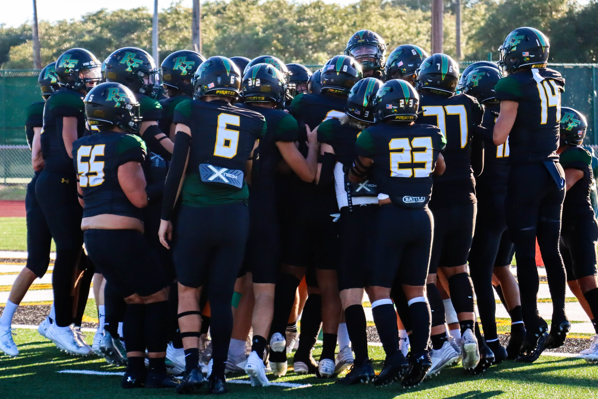 PHOTO GALLERY: Rockport-Fulton secures first victory this season