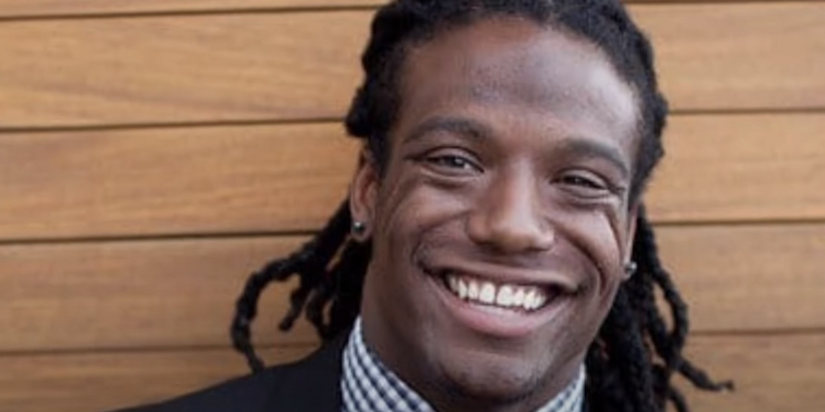 NextImg:Video: Former NFL player Sergio Brown gets physical with Mexican officers on plane, sent back to US to face murder charges