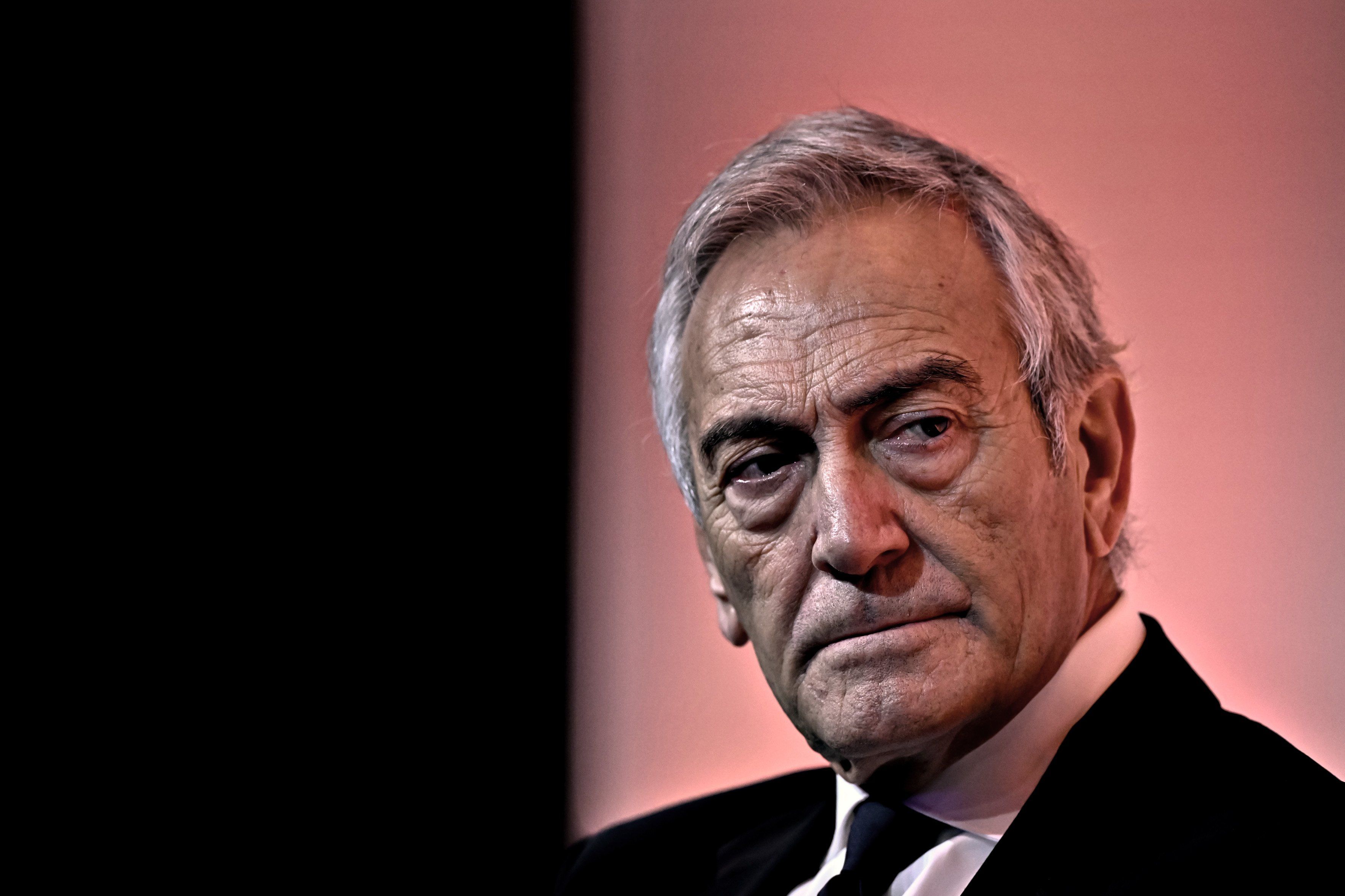 Stelle al totonero ed Euro in bilico. Ma Gravina si inchioda alla poltrona