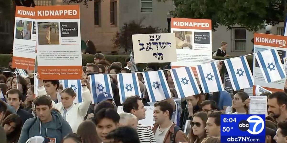 NextImg:Hate crime: 19-year-old suspect tore down pro-Israel posters at Columbia University, clobbered Israeli student with stick, prosecutors say