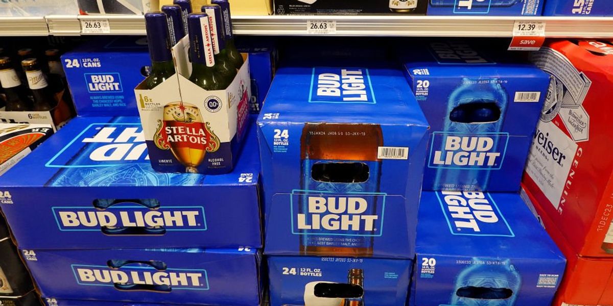 Anheuser-Busch showered distributors with $150 million in 'incentive payments' to reportedly keep Bud Light on shelves