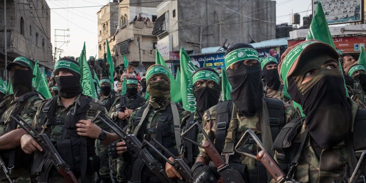 NextImg:Feds say Hamas, Hezbollah members could be entering US through southern border: Report
