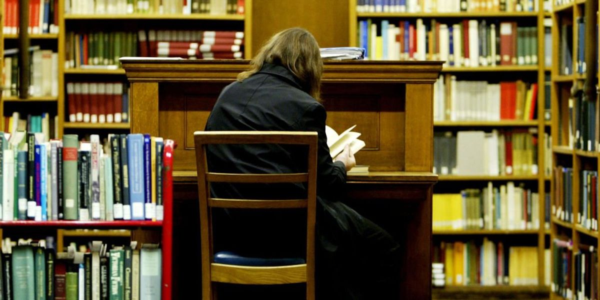 NextImg:Mom prevented from sharing sexually explicit book available at school library at school board meeting