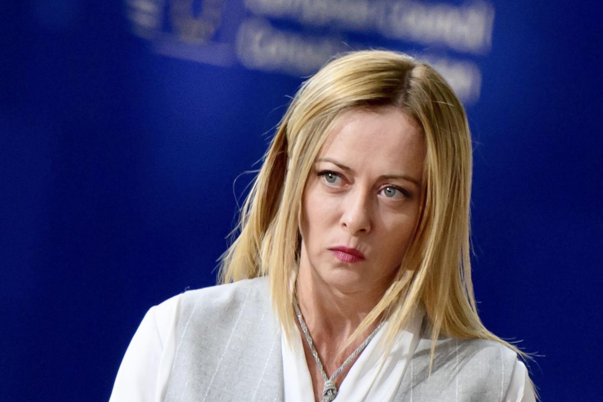 Alla Meloni scappa la verità: «La guerra ucraina deve finire»
