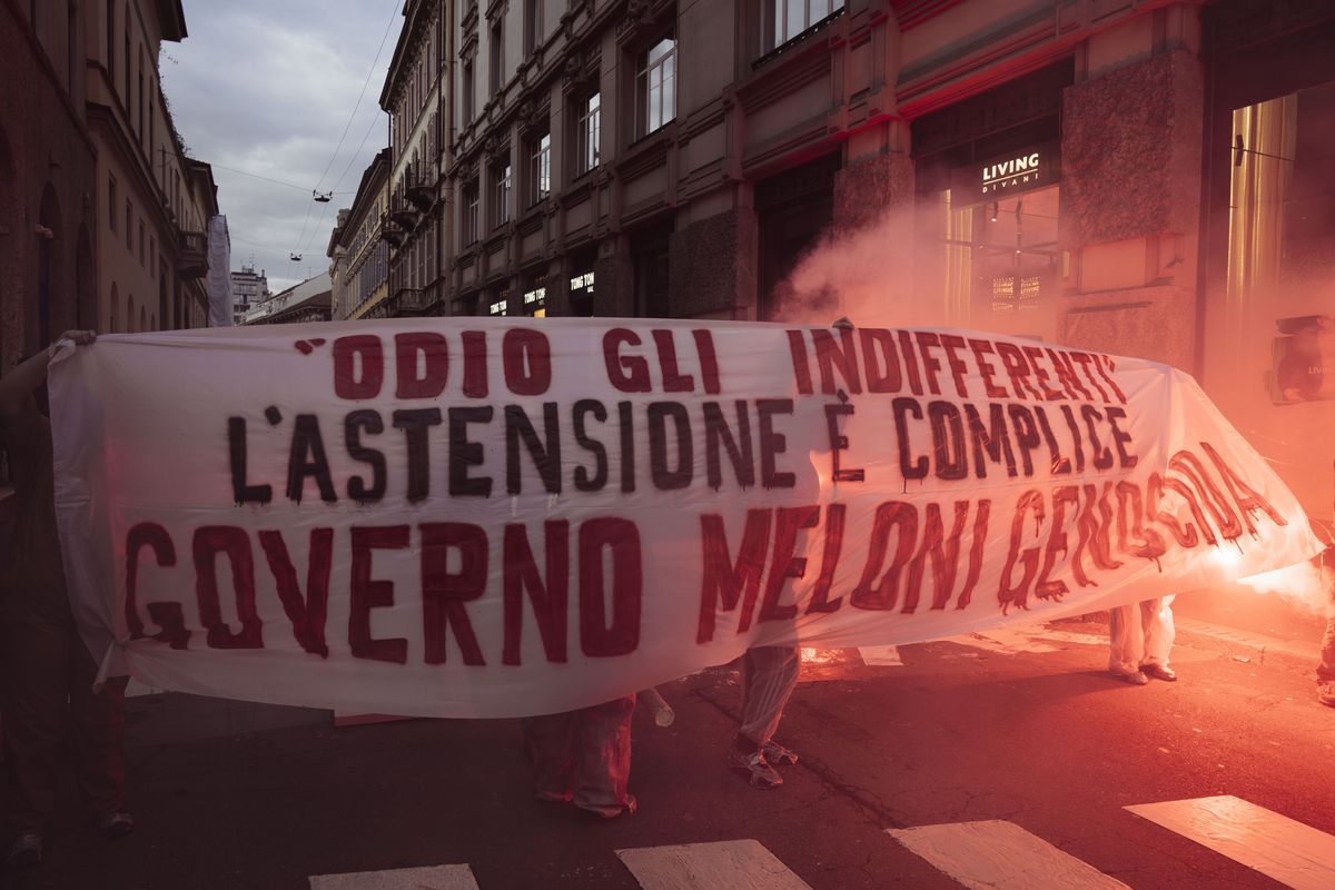 Cortei a Milano: «Meloni complice di crimini»