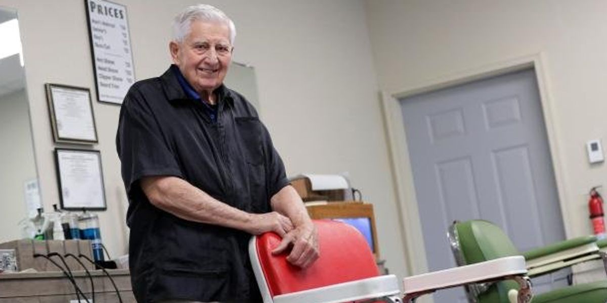 91-year-old man opens barber shop - Upworthy