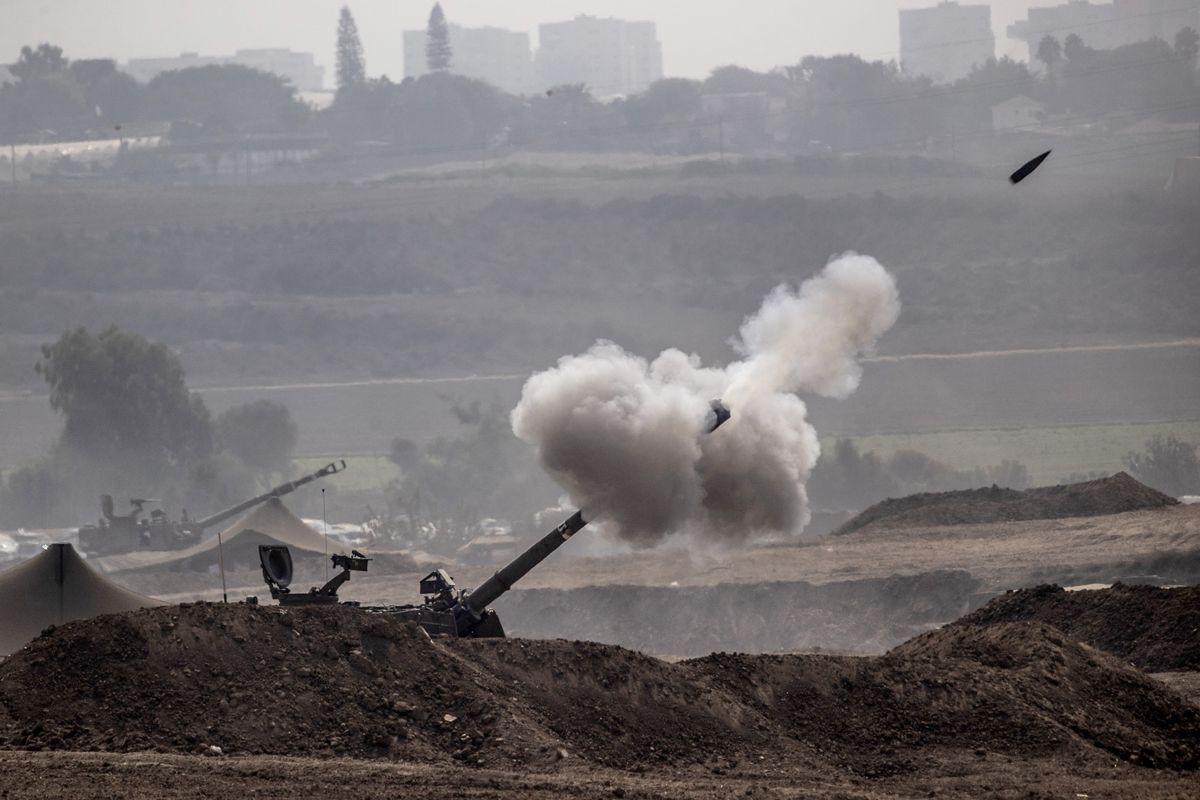 Israele libera una soldatessa. Bibi: «È il tempo del conflitto. Non mi fermo, via alla fase 3»