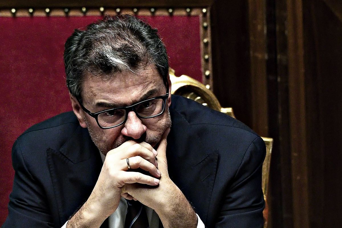 Sì alla manovra senza emendamenti. Giallo sul taglio dei fondi ai disabili