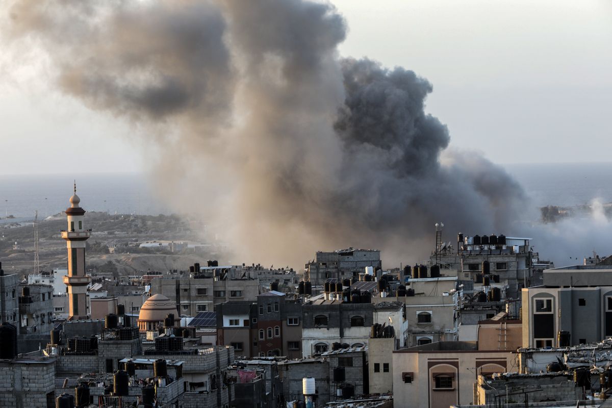 Caccia a Sinwar, «macellaio di Gaza». Raid sull’ospedale Al-Shifa: 13 morti