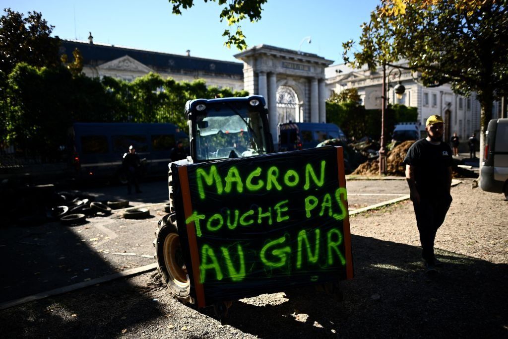 Agricoltori europei. Picchetti e proteste in almeno dieci Paesi