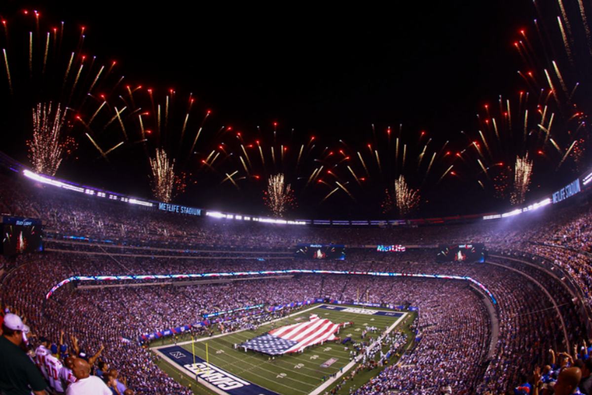 Giants QB Tommy DeVito Talks Living at Home with His Parents in