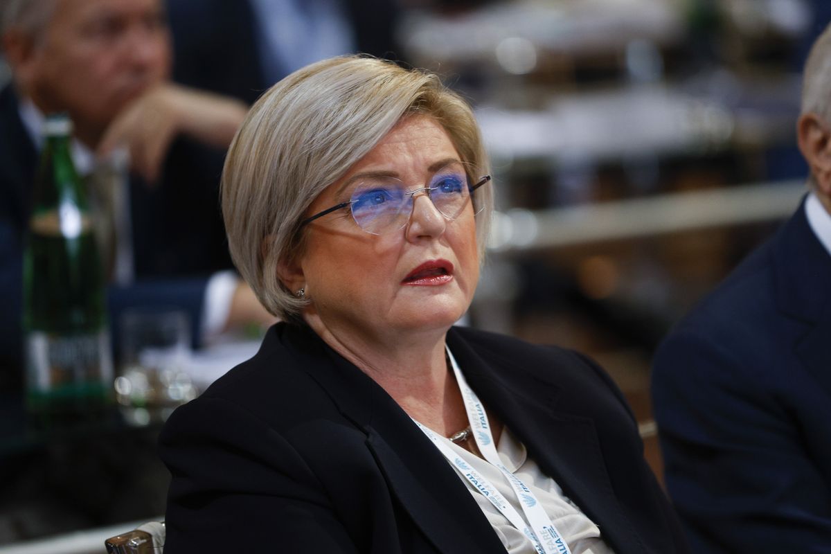 Anche la Calderone promette un emendamento del governo sui tagli a medici e infermieri