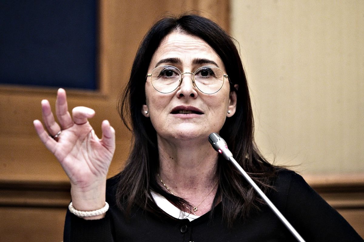 Il vero accanimento è quello di chi condanna una bimba in nome della scienza