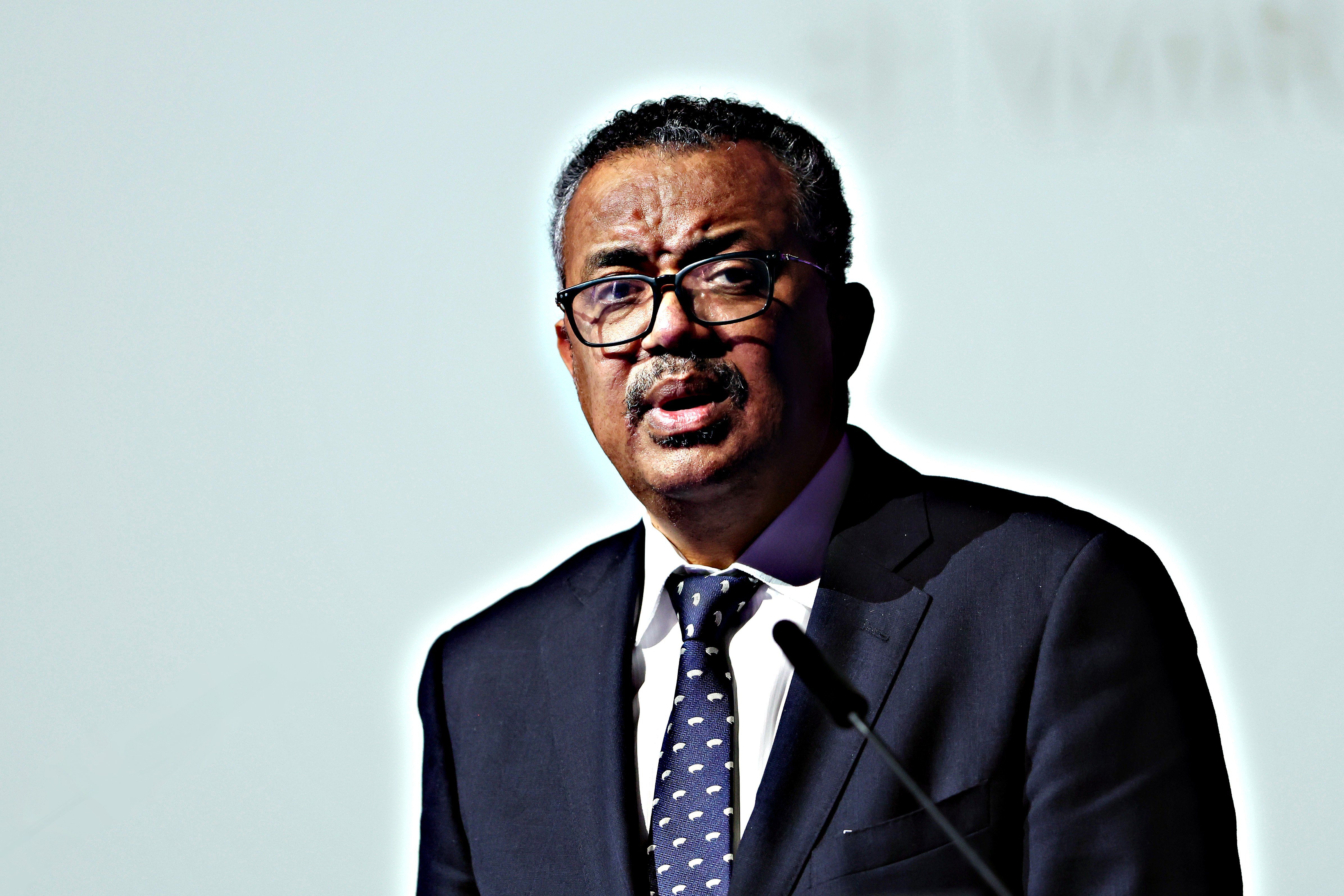 Continua la marcia dei vertici dell’Oms per imporci leggi senza democrazia