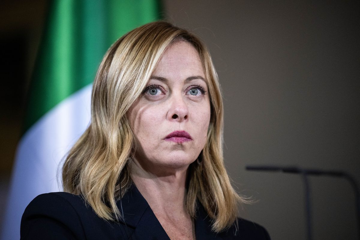 «Magistrati riuniti per fermare la Meloni»