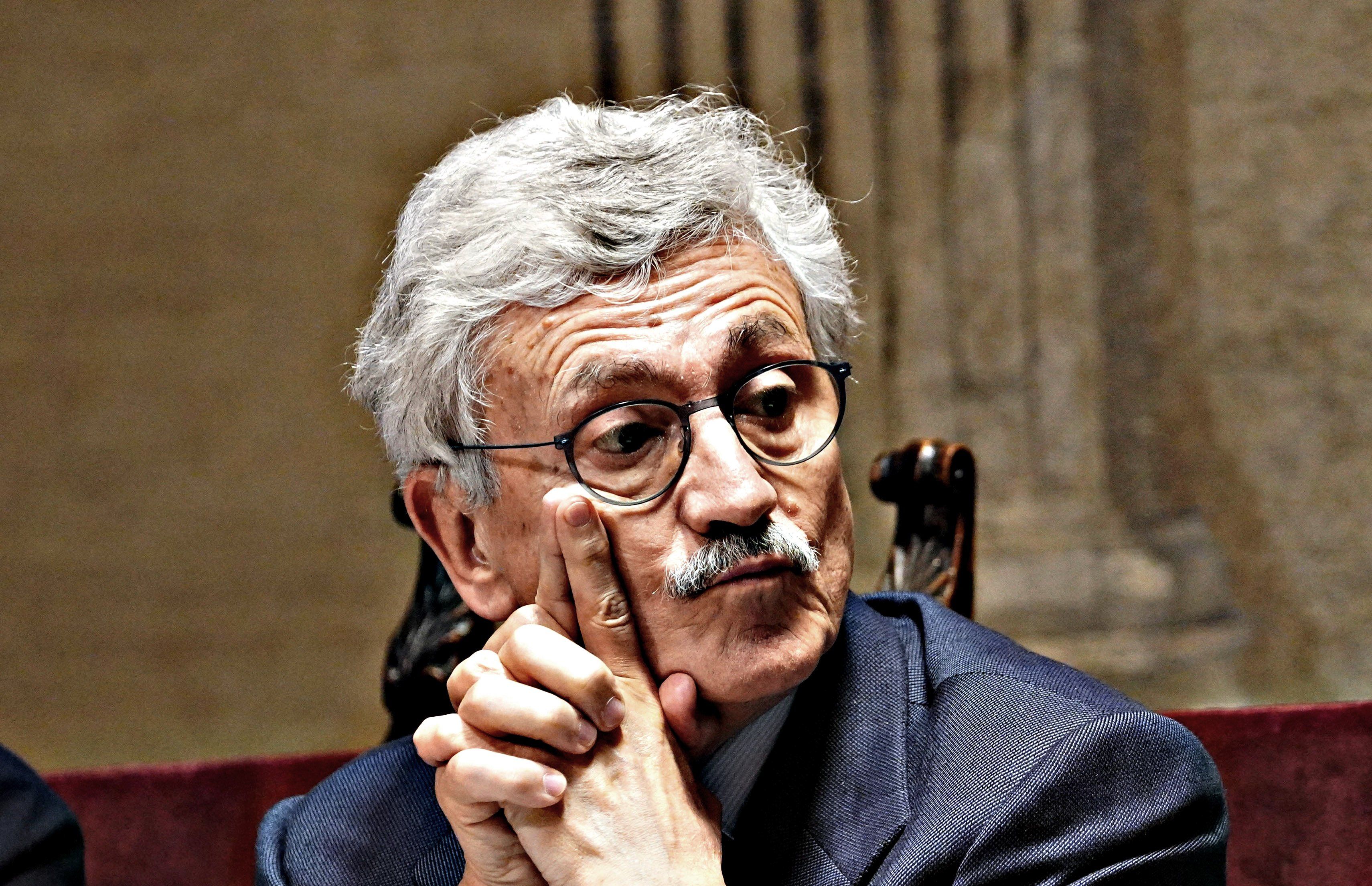 D’Alema torna in pista. Ora fa il consulente d’affari del bancarottiere Intrieri