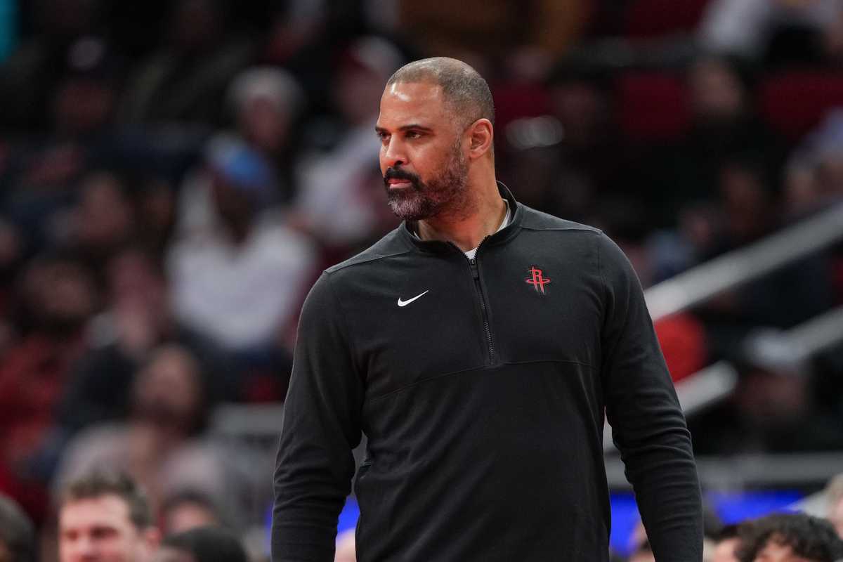 Mavericks prevent Rockets from advancing with a 121-115 victory