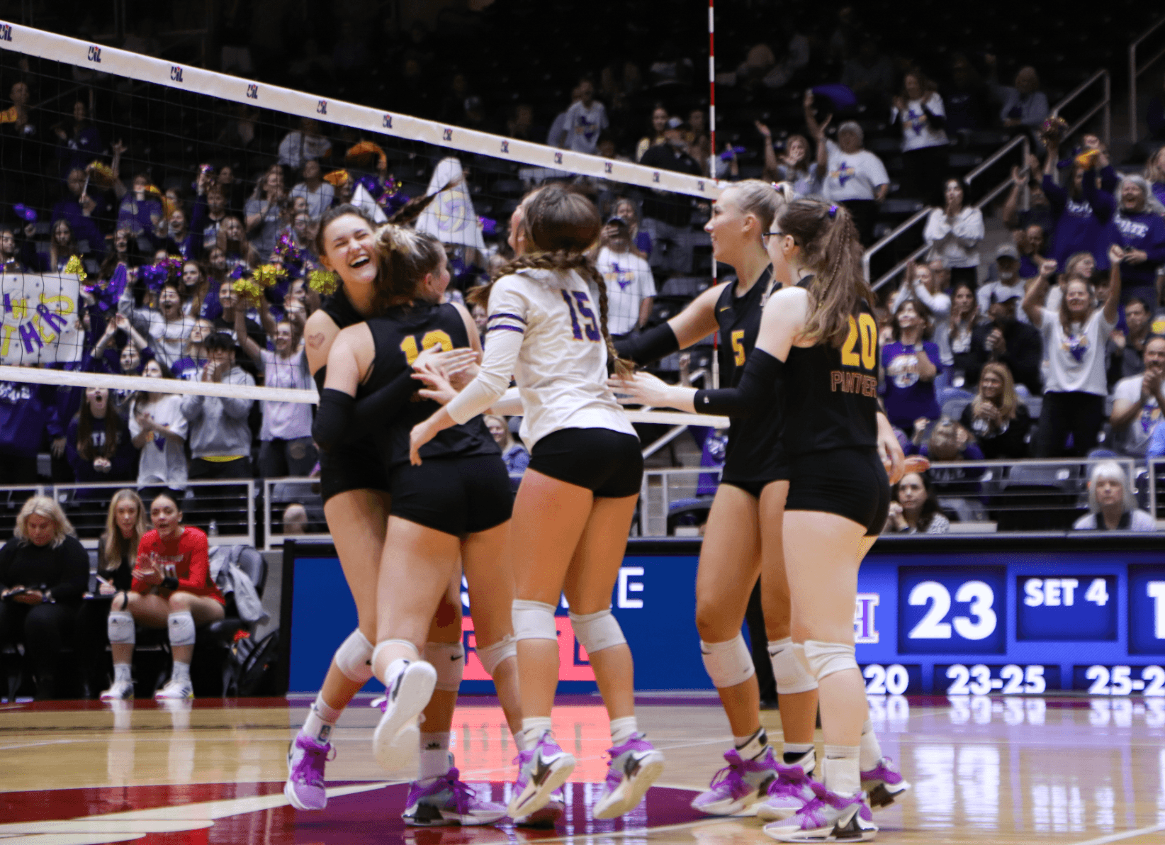 [PHOTO GALLERY] Liberty Hill defeats Colleyville Heritage in UIL Volleyball Semifinal Match