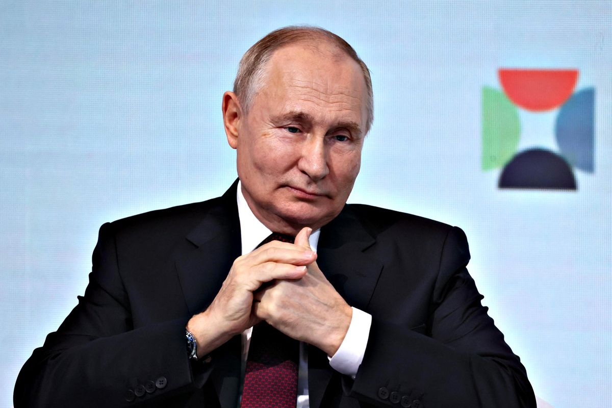 Putin ritrova la sua poltrona al G20 mentre l’Ue torna a comprargli il gas