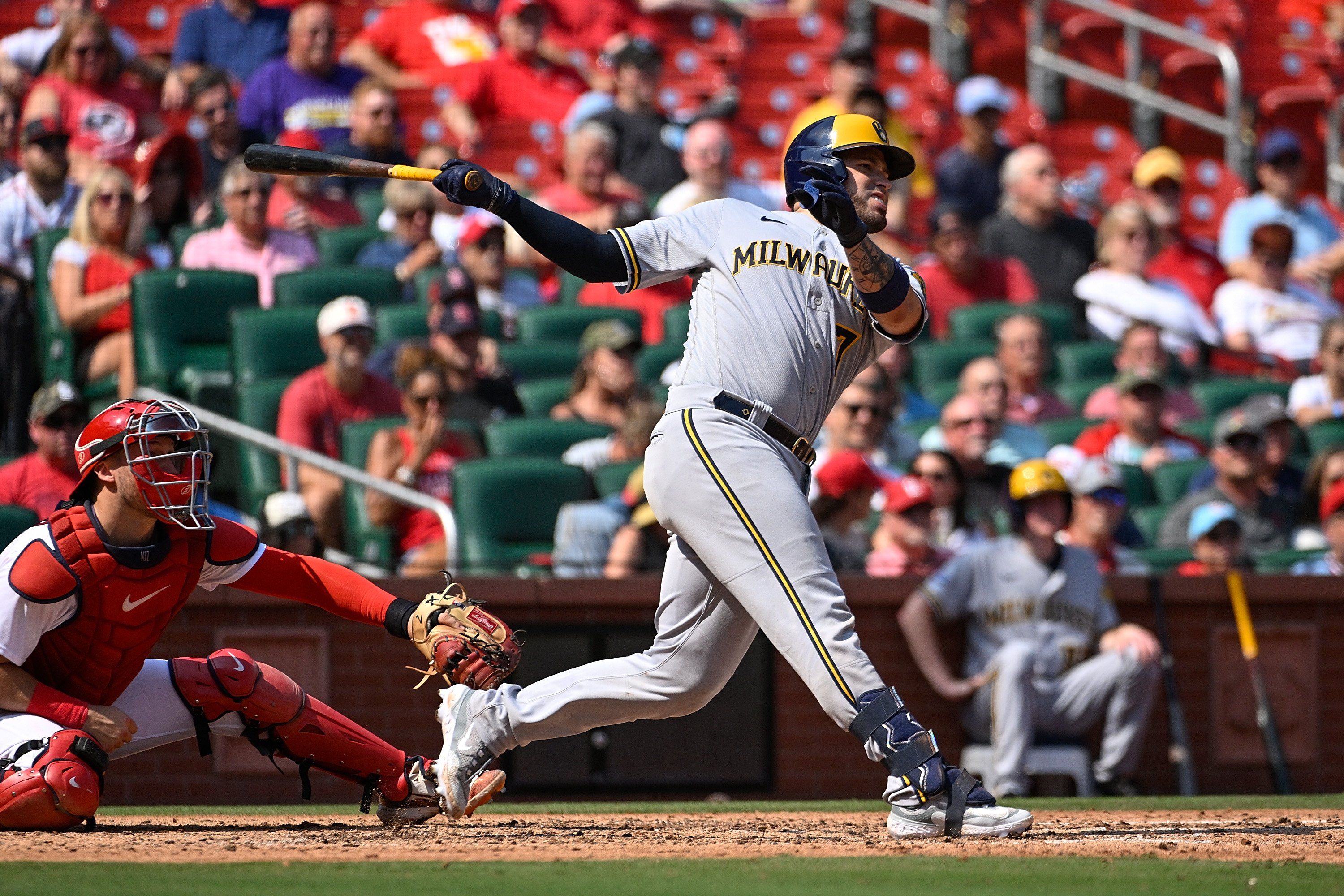 Houston Astros make their first splash in free agency